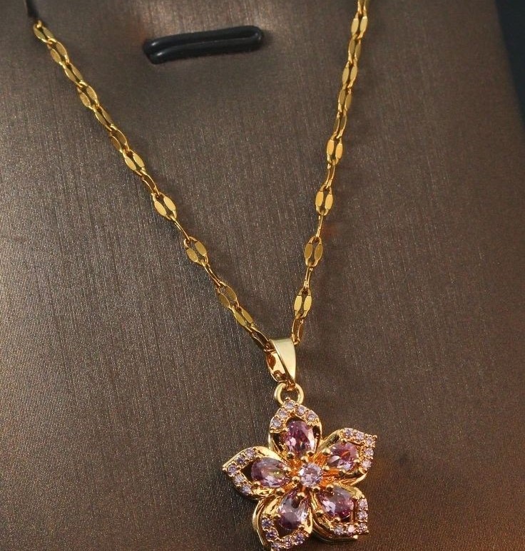 Gold Plated Pendant Necklace